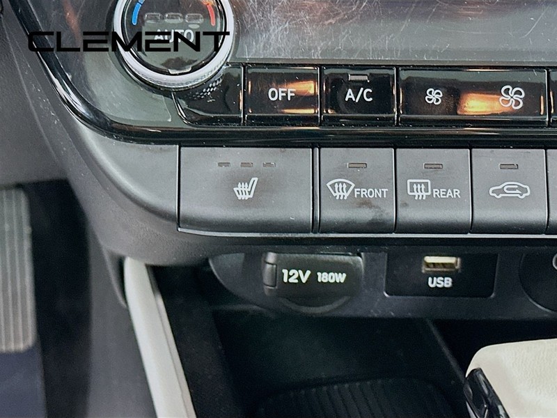 Hyundai Elantra Vehicle Image 23