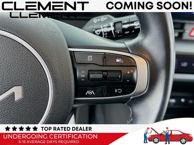 Kia Sportage Vehicle Image 17