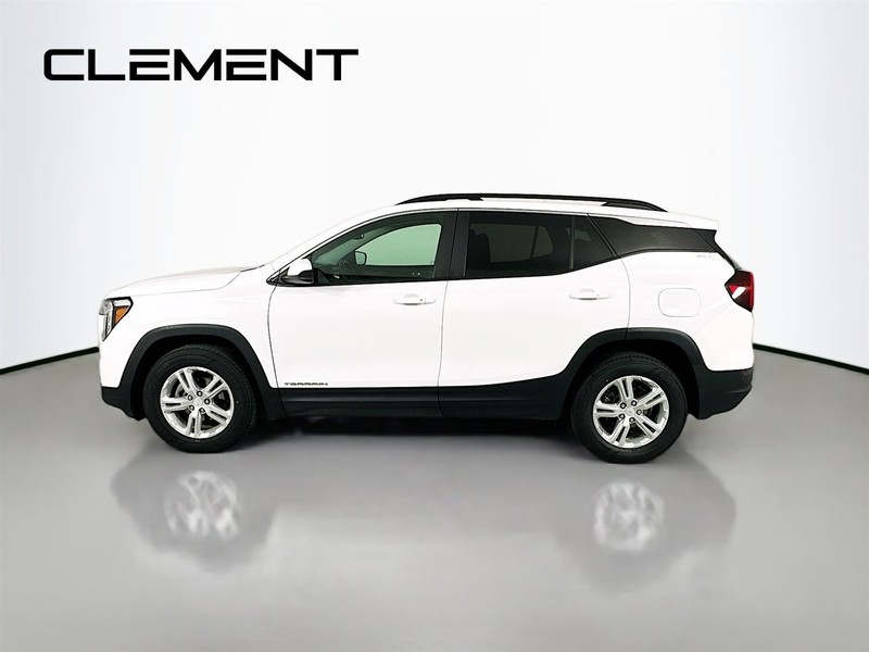 GMC Terrain Vehicle Full-screen Gallery Image 6