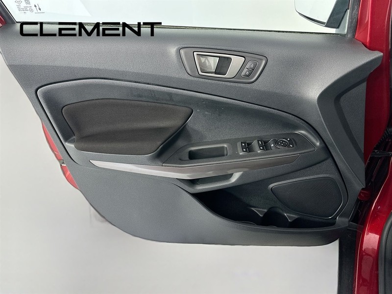 Ford EcoSport Vehicle Image 28