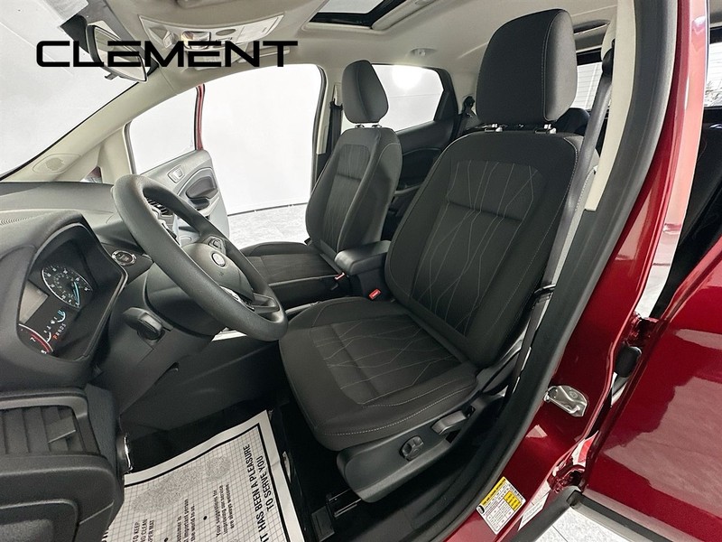 Ford EcoSport Vehicle Image 30