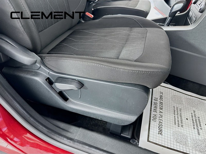 Ford EcoSport Vehicle Image 33