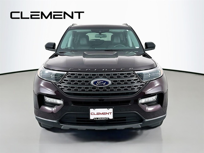 Ford Explorer Vehicle Image 03