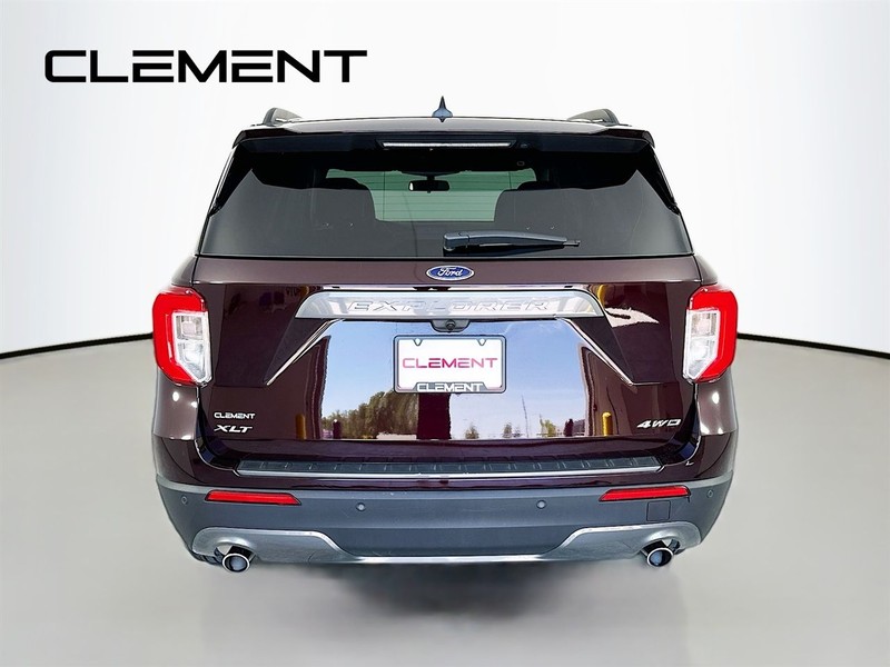 Ford Explorer Vehicle Image 08