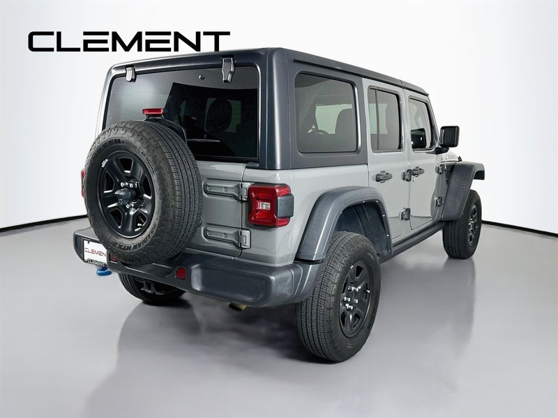 Jeep Wrangler 4xe Vehicle Full-screen Gallery Image 7