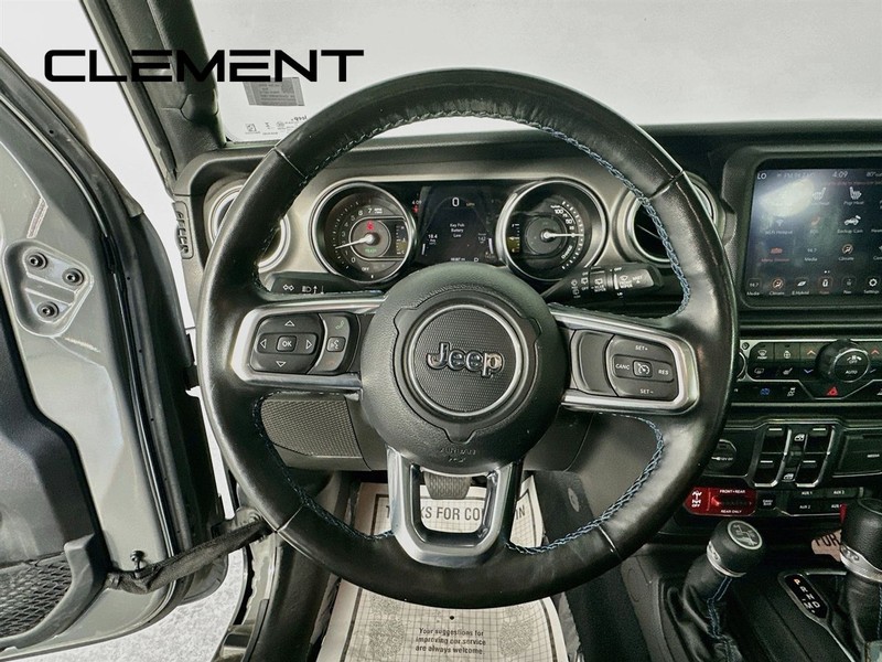 Jeep Wrangler 4xe Vehicle Full-screen Gallery Image 15
