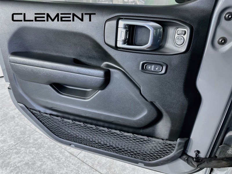 Jeep Wrangler 4xe Vehicle Full-screen Gallery Image 26