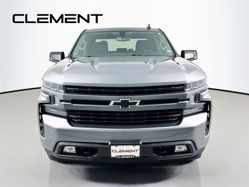 Chevrolet Silverado 1500 Vehicle Full-screen Gallery Image 3