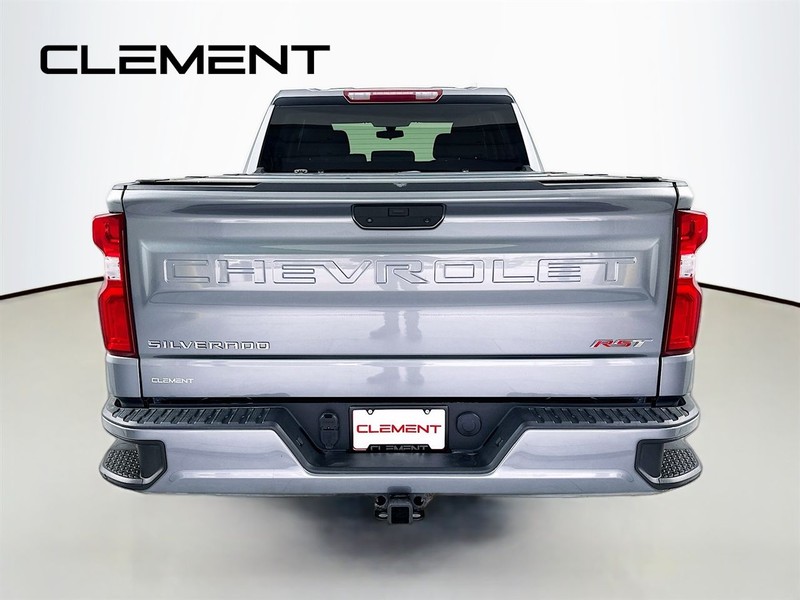 Chevrolet Silverado 1500 Vehicle Full-screen Gallery Image 8