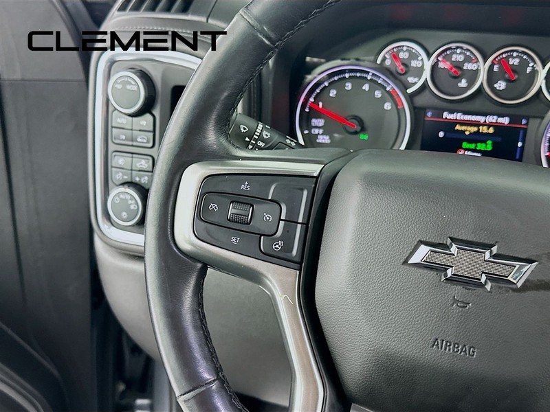 Chevrolet Silverado 1500 Vehicle Full-screen Gallery Image 16
