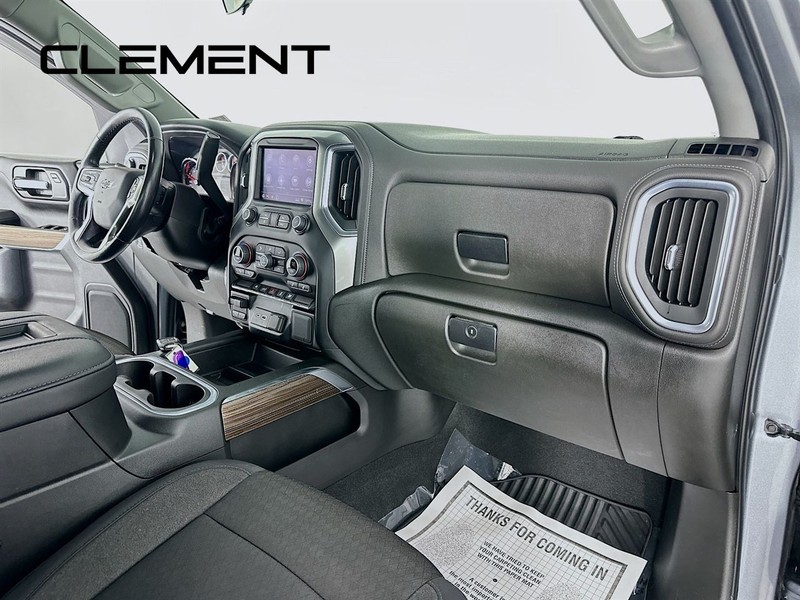 Chevrolet Silverado 1500 Vehicle Full-screen Gallery Image 33