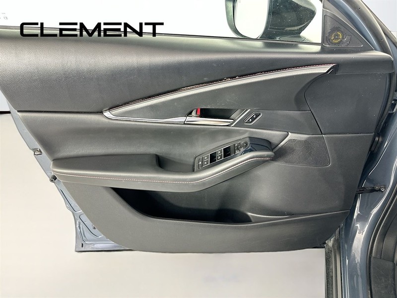 Mazda CX-30 Vehicle Image 27