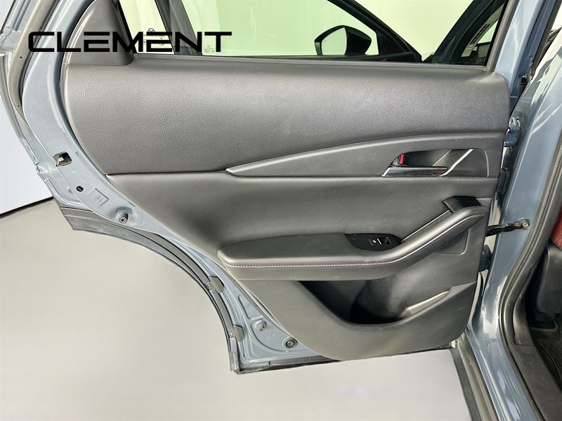 Mazda CX-30 Vehicle Image 30
