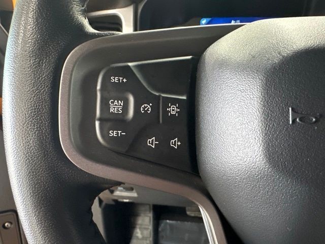 Ford Bronco Vehicle Full-screen Gallery Image 7