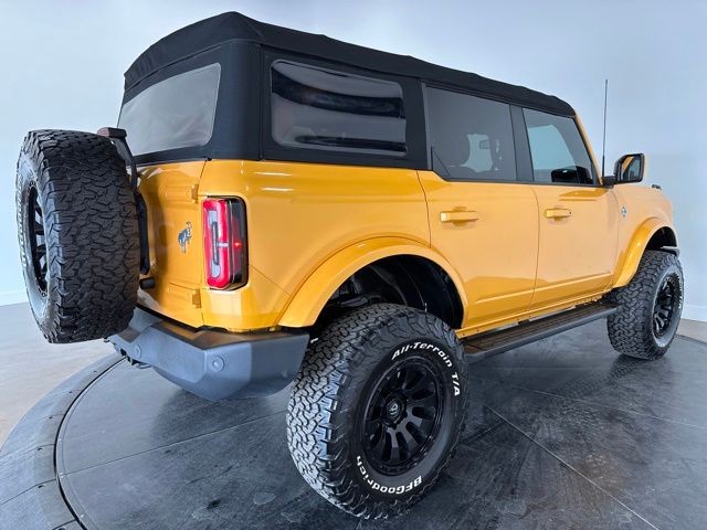 Ford Bronco Vehicle Full-screen Gallery Image 25