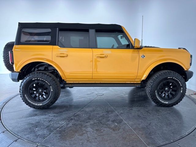 Ford Bronco Vehicle Full-screen Gallery Image 26