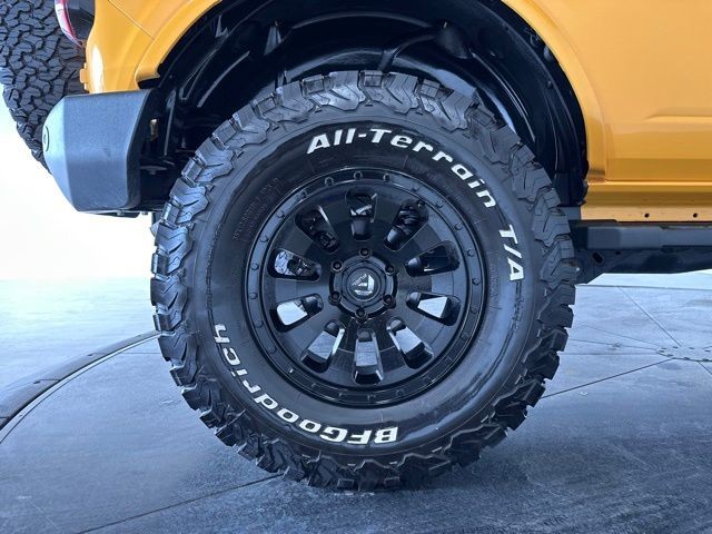 Ford Bronco Vehicle Full-screen Gallery Image 29