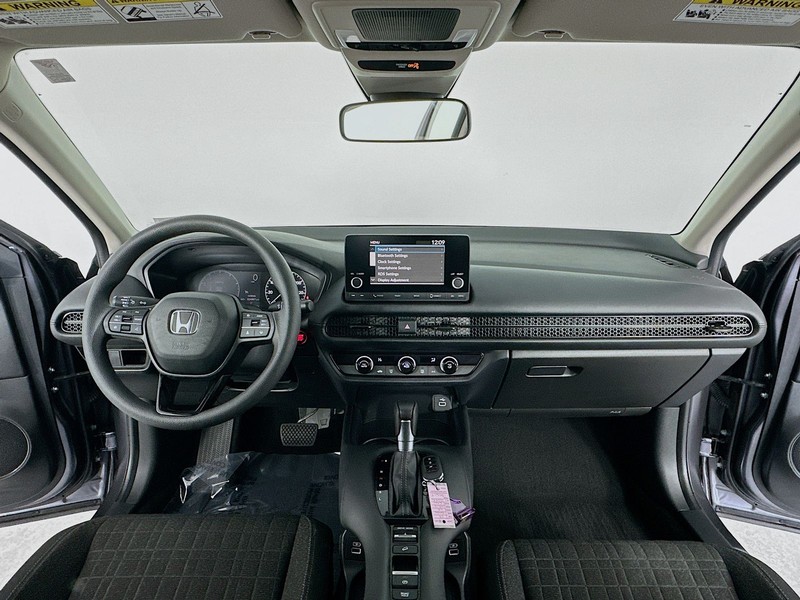 Honda HR-V Vehicle Full-screen Gallery Image 9