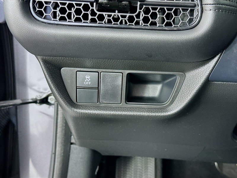 Honda HR-V Vehicle Full-screen Gallery Image 10