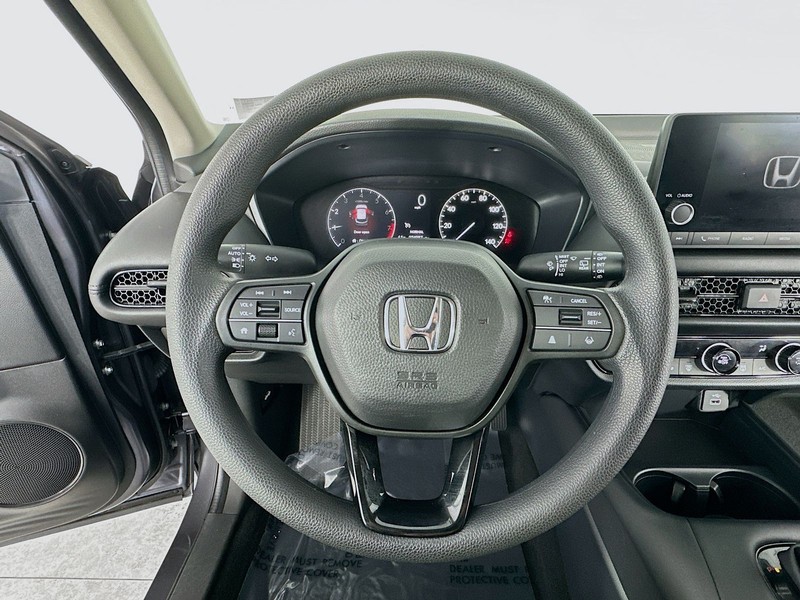 Honda HR-V Vehicle Full-screen Gallery Image 11
