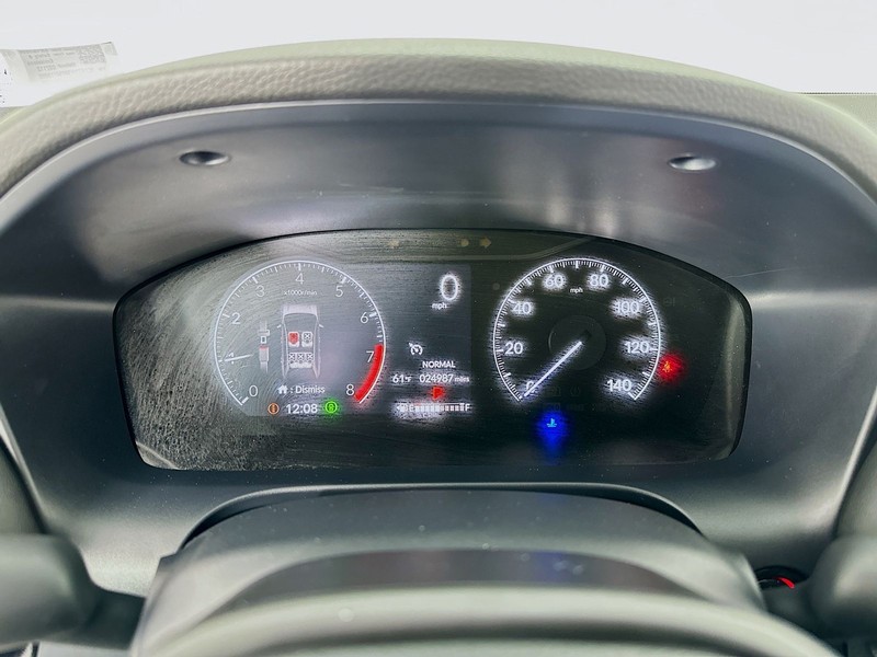 Honda HR-V Vehicle Full-screen Gallery Image 14