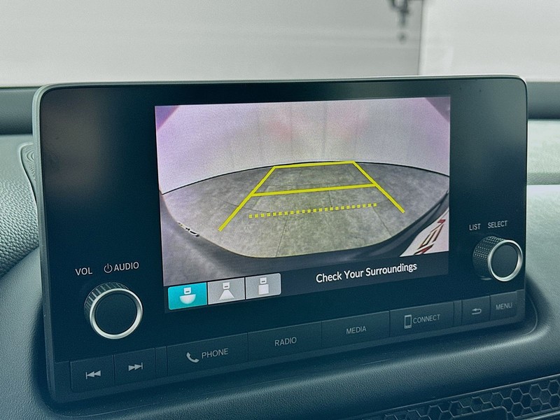 Honda HR-V Vehicle Full-screen Gallery Image 16