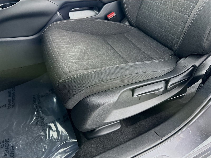 Honda HR-V Vehicle Full-screen Gallery Image 21