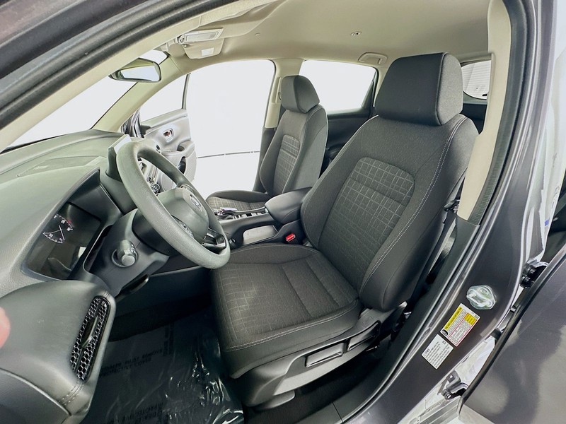 Honda HR-V Vehicle Full-screen Gallery Image 22