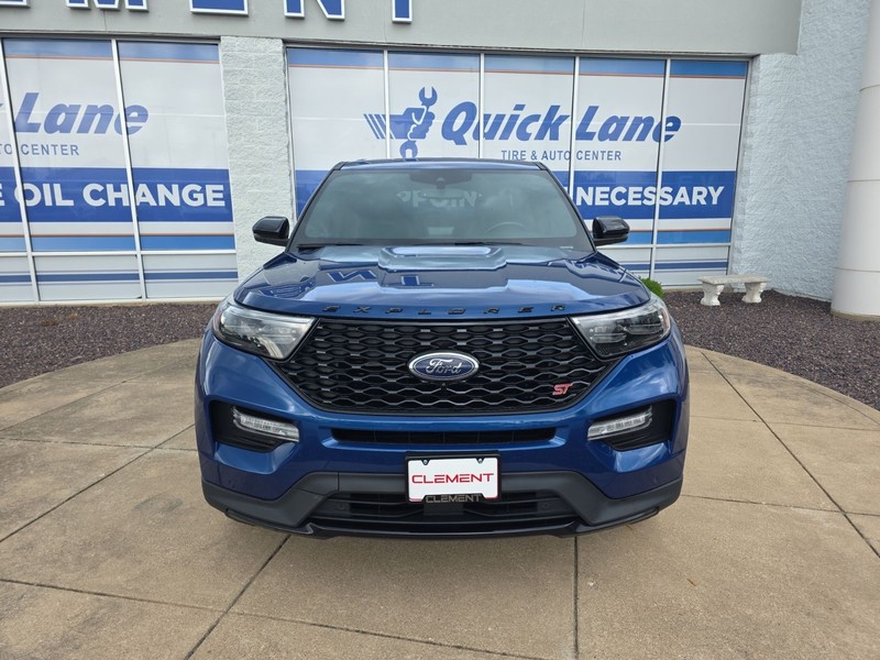 Ford Explorer Vehicle Image 02