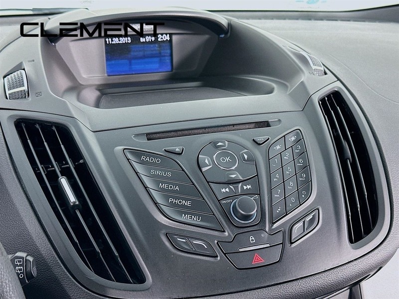 Ford Escape Vehicle Full-screen Gallery Image 19