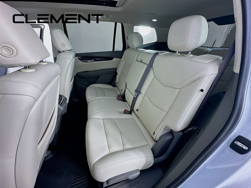 Cadillac XT6 Vehicle Full-screen Gallery Image 33