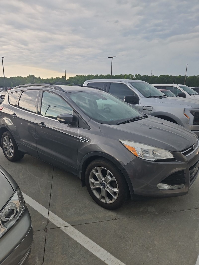 Ford Escape Vehicle Image 03