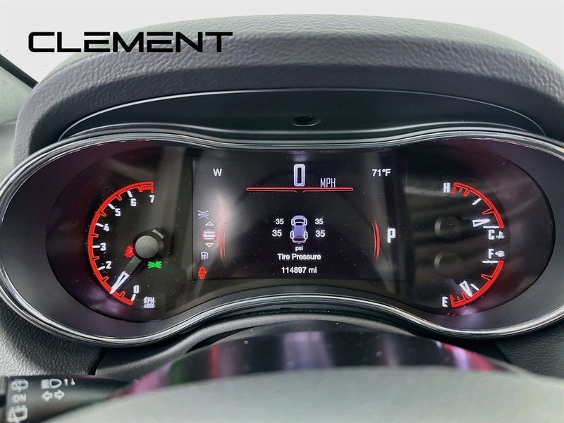 Dodge Durango Vehicle Full-screen Gallery Image 18