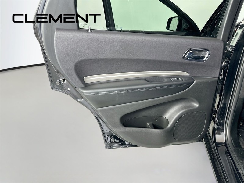 Dodge Durango Vehicle Full-screen Gallery Image 31