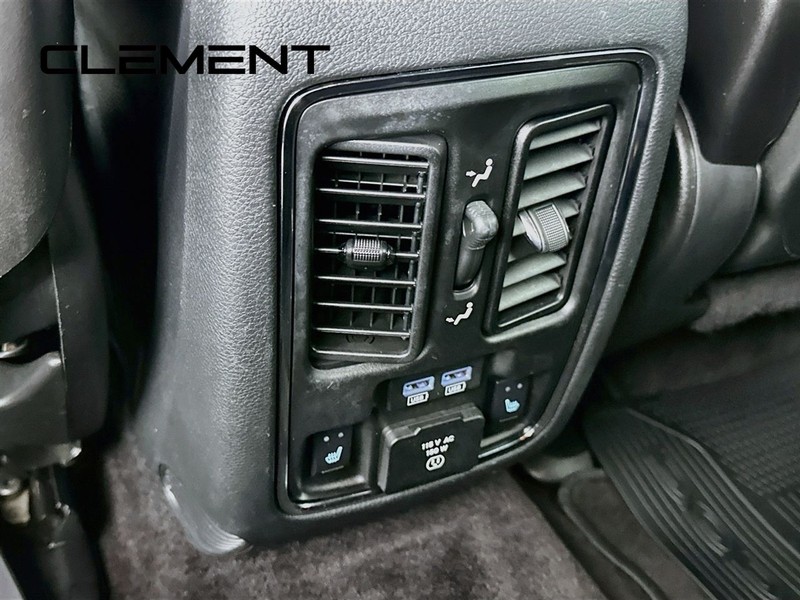 Dodge Durango Vehicle Full-screen Gallery Image 34