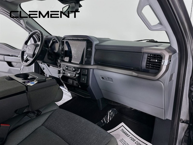 Ford F-150 Vehicle Full-screen Gallery Image 32