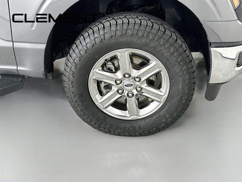 Ford F-150 Vehicle Full-screen Gallery Image 34