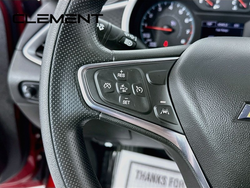 Chevrolet Malibu Vehicle Full-screen Gallery Image 16