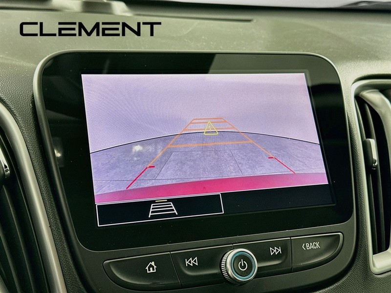 Chevrolet Malibu Vehicle Full-screen Gallery Image 20