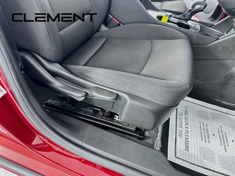 Chevrolet Malibu Vehicle Full-screen Gallery Image 32