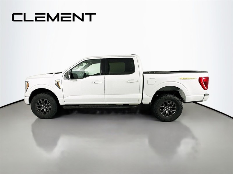 Ford F-150 Vehicle Full-screen Gallery Image 6