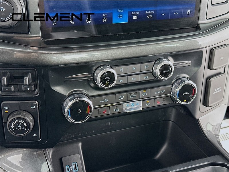 Ford F-150 Vehicle Full-screen Gallery Image 22