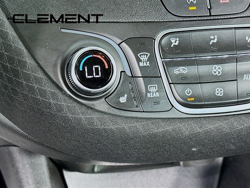 Chevrolet Malibu Vehicle Full-screen Gallery Image 23