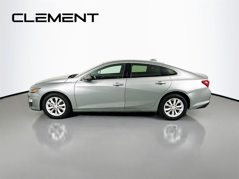 Chevrolet Malibu Vehicle Full-screen Gallery Image 6