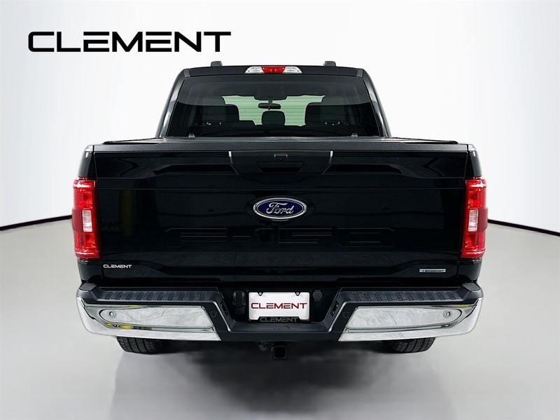 Ford F-150 Vehicle Full-screen Gallery Image 8