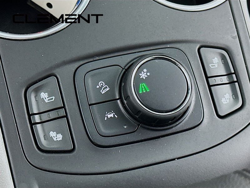 GMC Terrain Vehicle Full-screen Gallery Image 23
