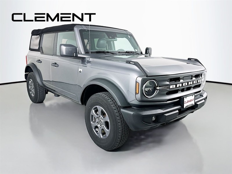 Ford Bronco Vehicle Full-screen Gallery Image 5