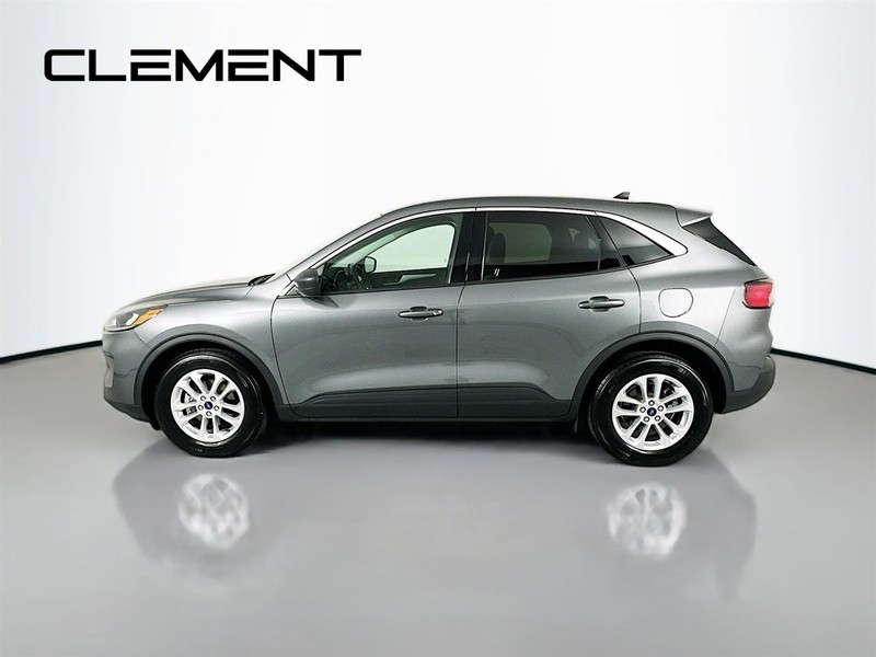 Ford Escape Vehicle Full-screen Gallery Image 6