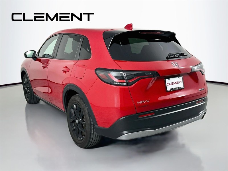 Honda HR-V Vehicle Full-screen Gallery Image 10