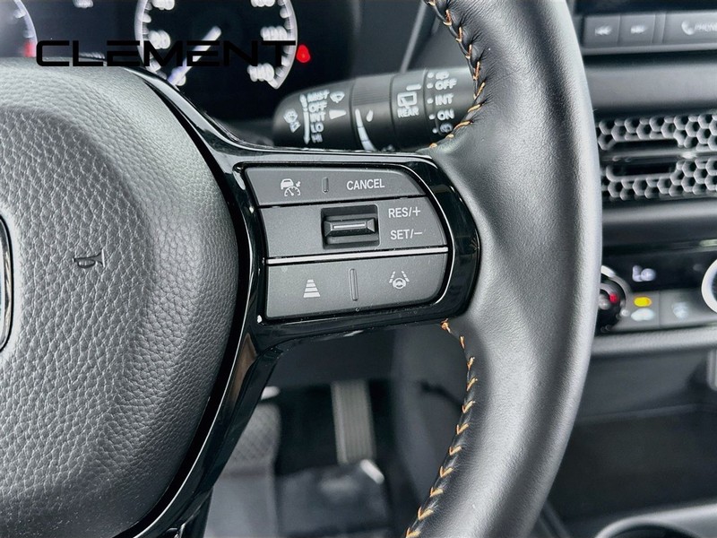 Honda HR-V Vehicle Full-screen Gallery Image 17